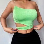 Top mujer sin mangas | Un hombro descubierto y fruncido