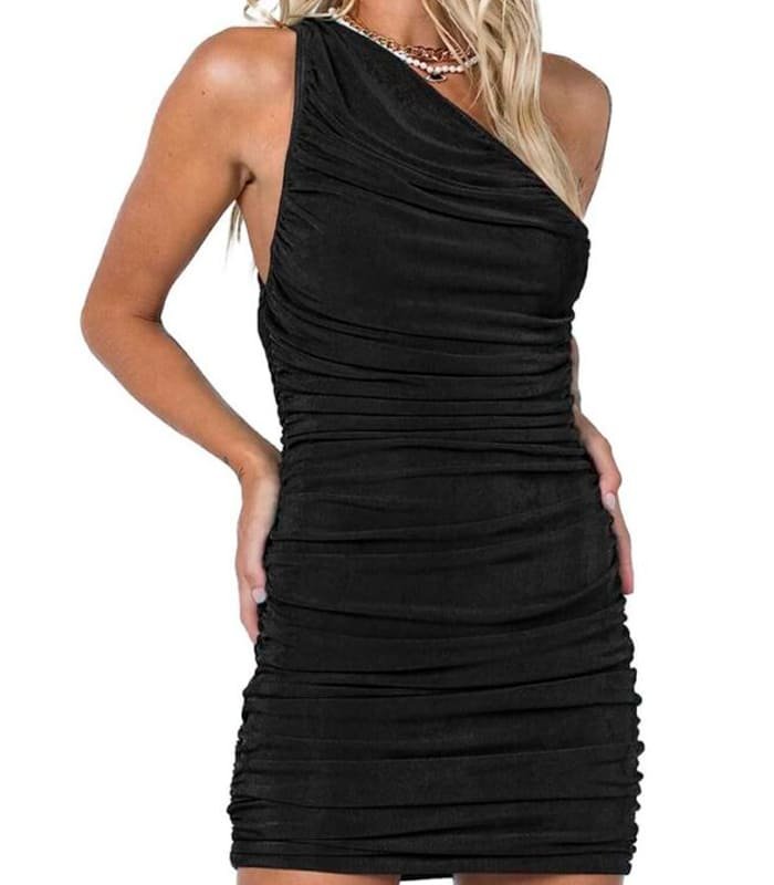 01_vestido_fruncido_de_un_hombro Vestido corto fruncido de un hombro para mujer | Elegante y moderno - Image 1